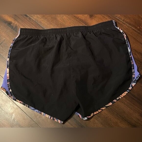 Nike Women's Black and Blue Athletic Shorts - Picture 3 of 4